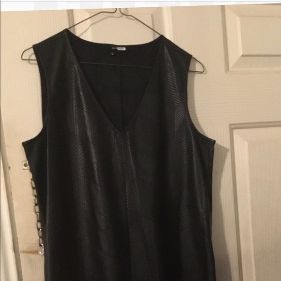 Natori - Picture 3 of 3